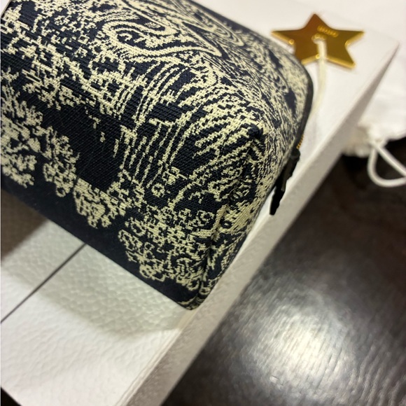 Brand New Christan Dior Navy and White Pouch - Picture 7 of 12